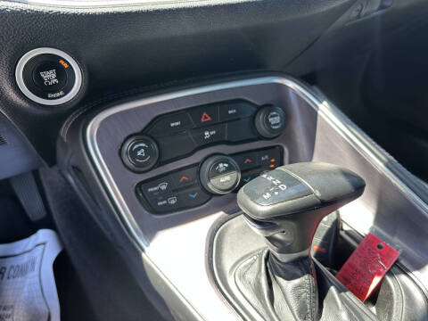 2016 Dodge Challenger SXT