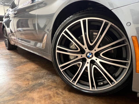 2017 BMW 5 Series 540i