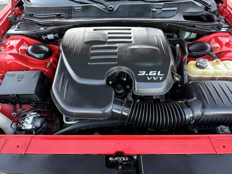 2016 Dodge Challenger SXT