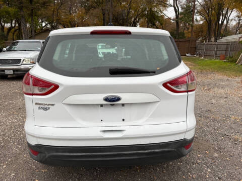 2016 Ford Escape S