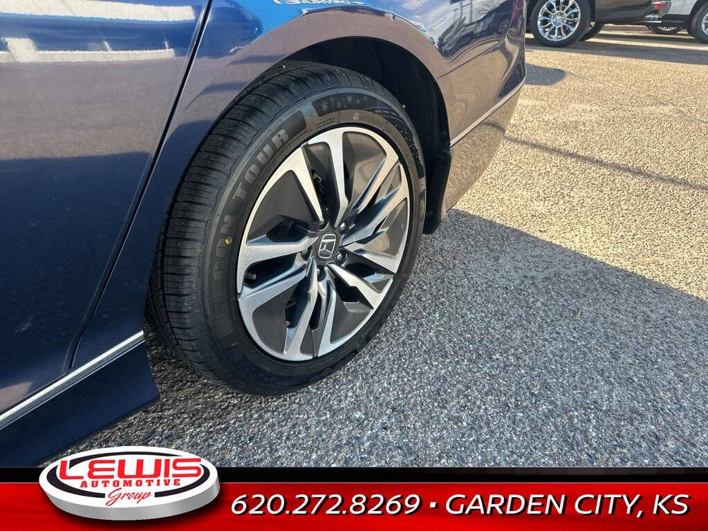 2019 Honda Accord Hybrid for sale at Lewis Chevrolet of Garden City in Garden City, KS