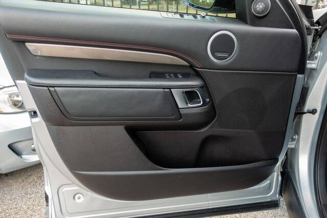 2017 Land Rover Discovery HSE Luxury Td6