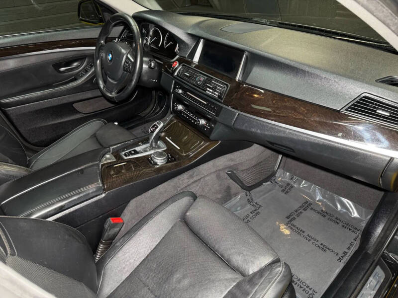 2016 BMW 5 Series 535i