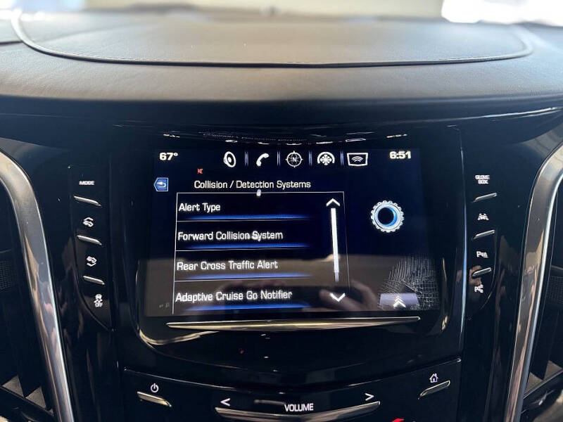 2019 Cadillac Escalade Platinum