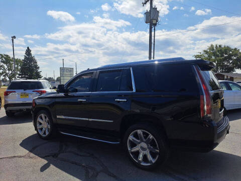 2015 Cadillac Escalade Luxury