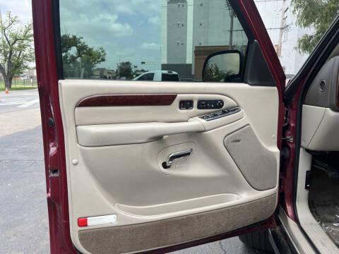 2005 Cadillac Escalade