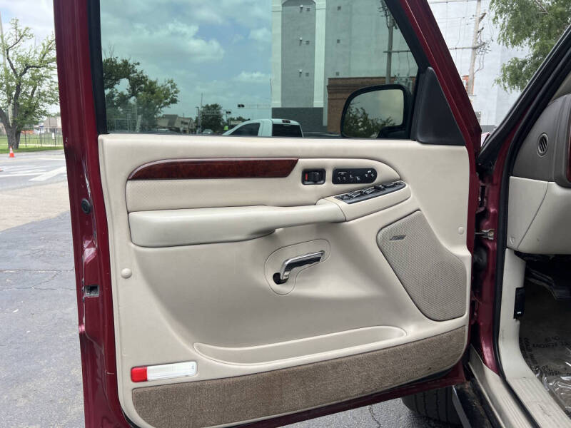 2005 Cadillac Escalade