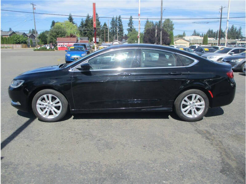 2015 Chrysler 200 Limited