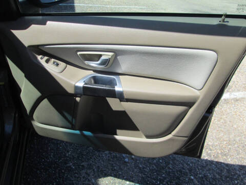 2010 Volvo XC90 3.2