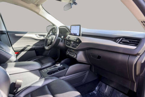 2021 Ford Escape SEL