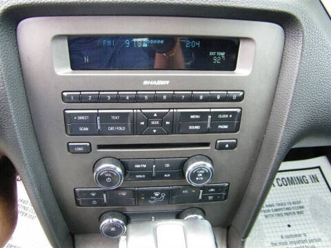 2010 Ford Mustang V6 Premium