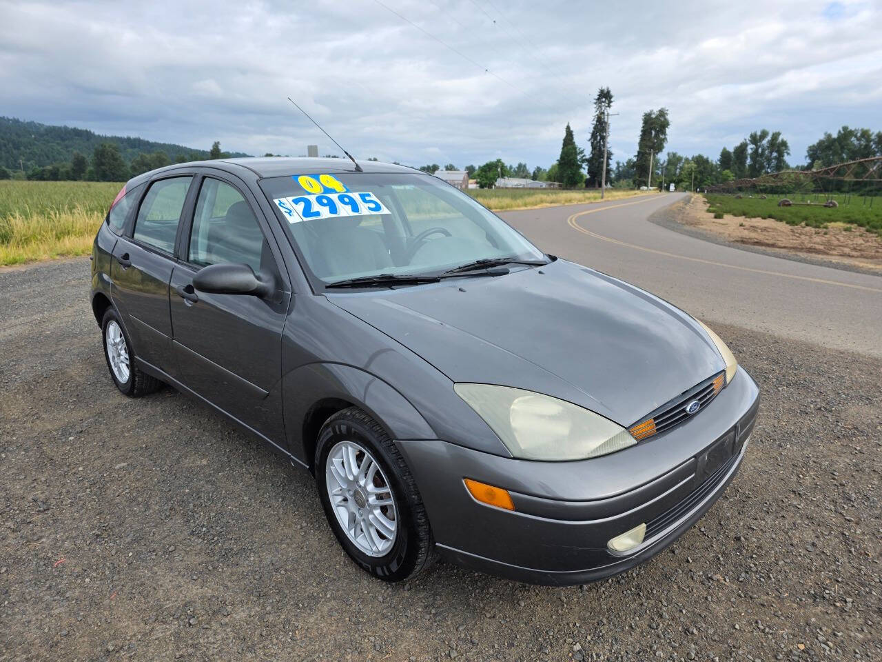 5×5 THE BEST SELECTION OF 2002←2004 2002 Ford Focus ZX5 Review - The Cheap Little Hatchback That