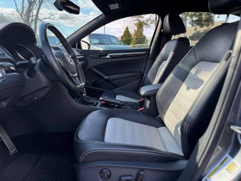 2018 Volkswagen Passat V6 GT