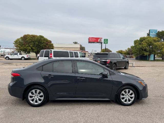 2023 Toyota Corolla LE