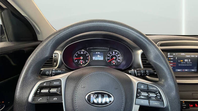 2019 Kia Sorento LX V6