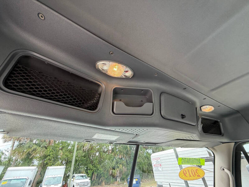 2019 Freightliner Cascadia