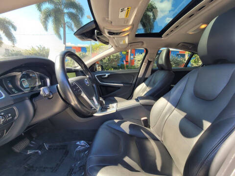 2015 Volvo S60 T5 Drive-E Platinum