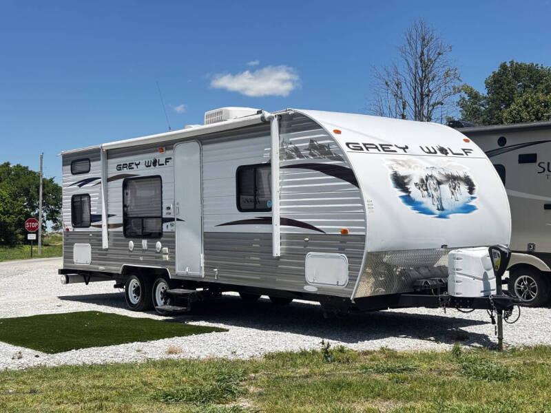 2011 Forest River Grey Wolf