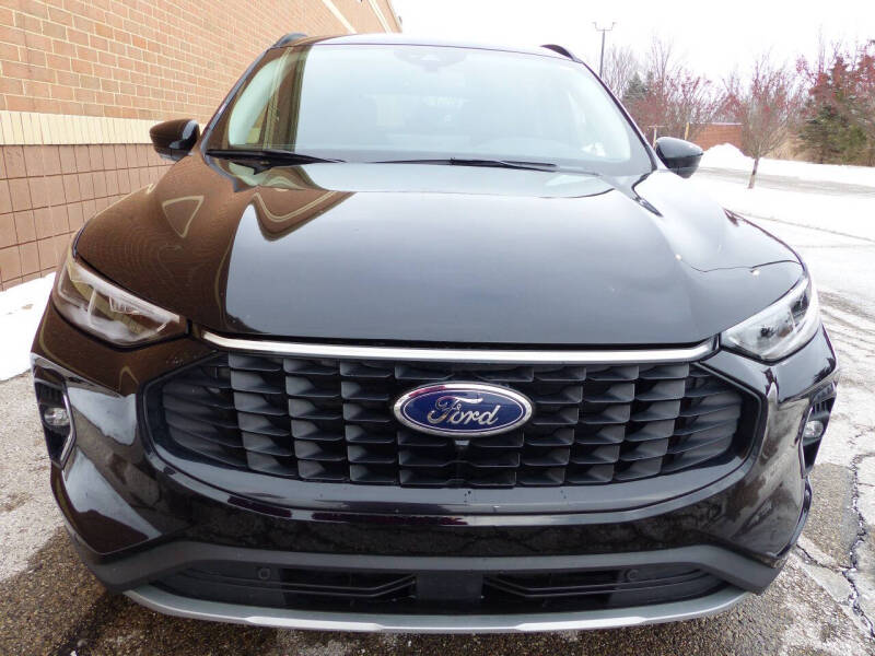 2023 Ford Escape Platinum