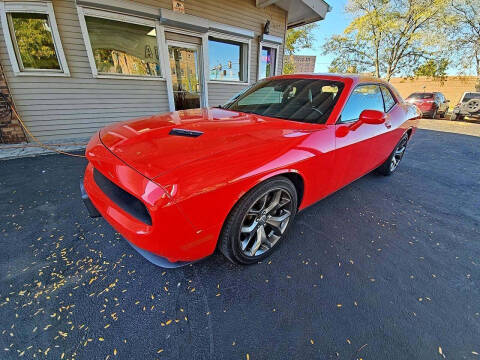 2015 Dodge Challenger SXT Plus