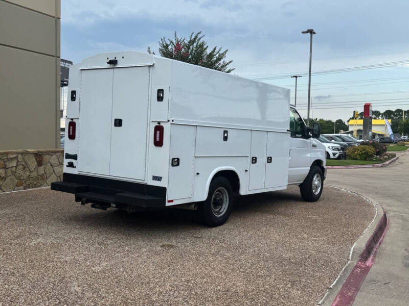 2021 Ford E-Series