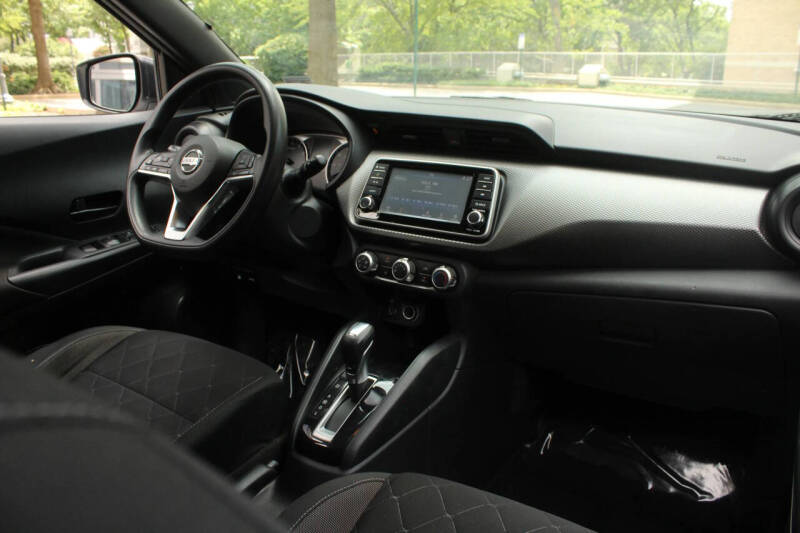 2020 Nissan Kicks S