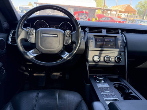 2017 Land Rover Discovery SE