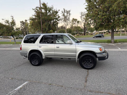 2000 Toyota 4Runner SR5