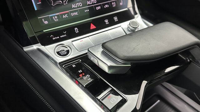 2024 Audi Q8 e-tron quattro Premium Plus