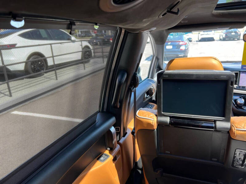 2023 Chrysler Pacifica Plug-In Hybrid Pinnacle