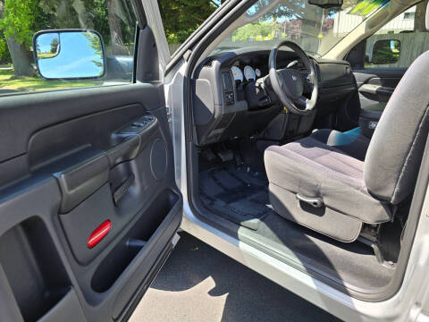 2004 Dodge Ram 2500 SLT