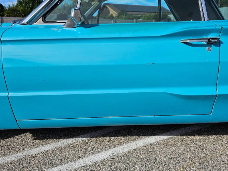 1964 Ford Thunderbird