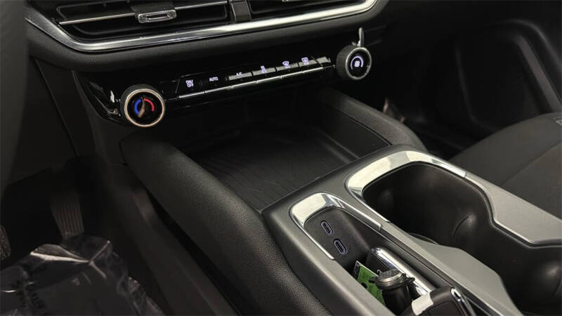 2026 Chevrolet Equinox EV LT 1