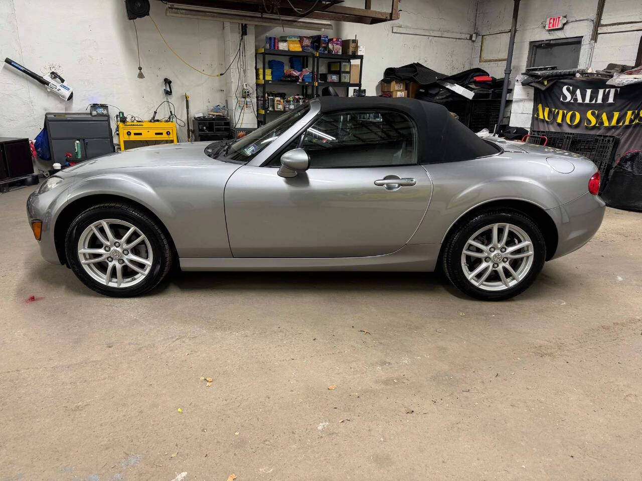 2010 Mazda MX-5 Miata 26
