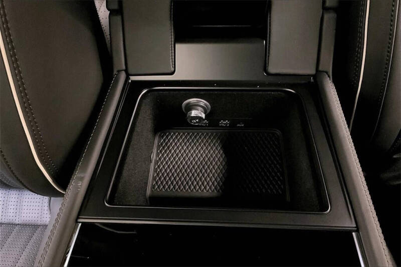 2024 Bentley Continental