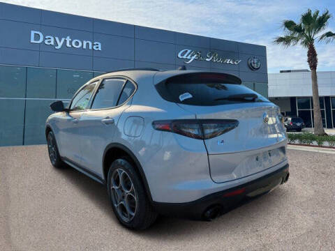 2025 Alfa Romeo Stelvio