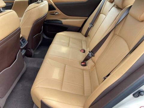 2019 Lexus ES 350 Luxury