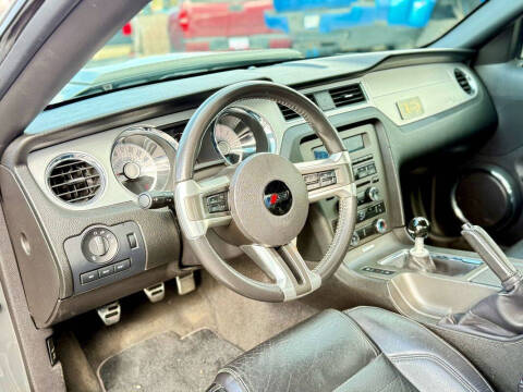 2011 Ford Mustang GT Premium