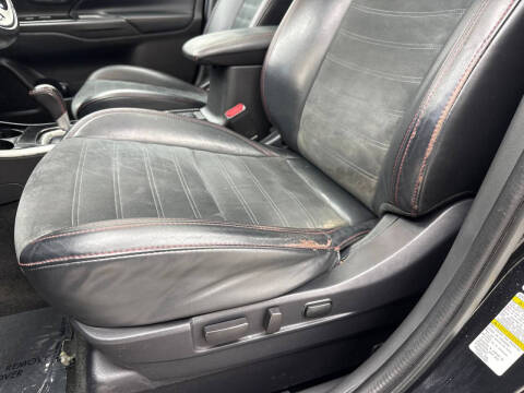 2020 Mitsubishi Outlander LE