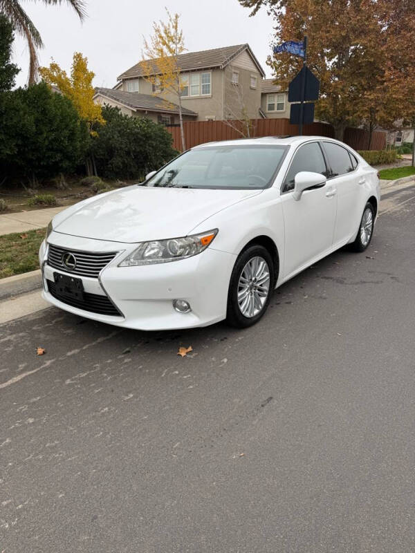 2014 Lexus ES 350's photo