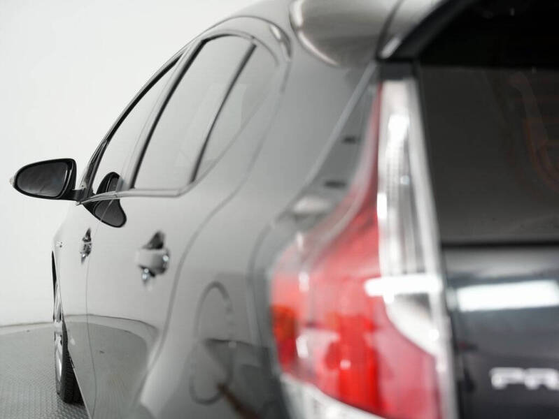 2015 Toyota Prius c One