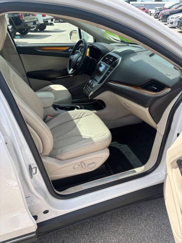 2017 Lincoln MKC Select