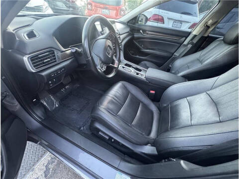 2020 Honda Accord Hybrid Touring