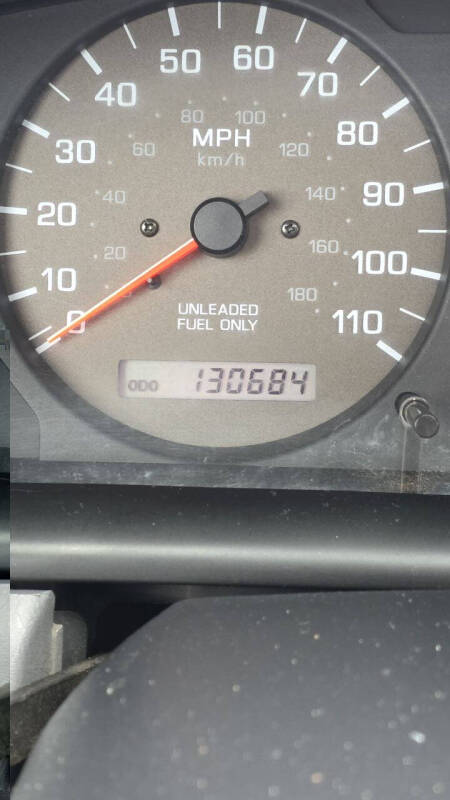 2000 Nissan Frontier SE