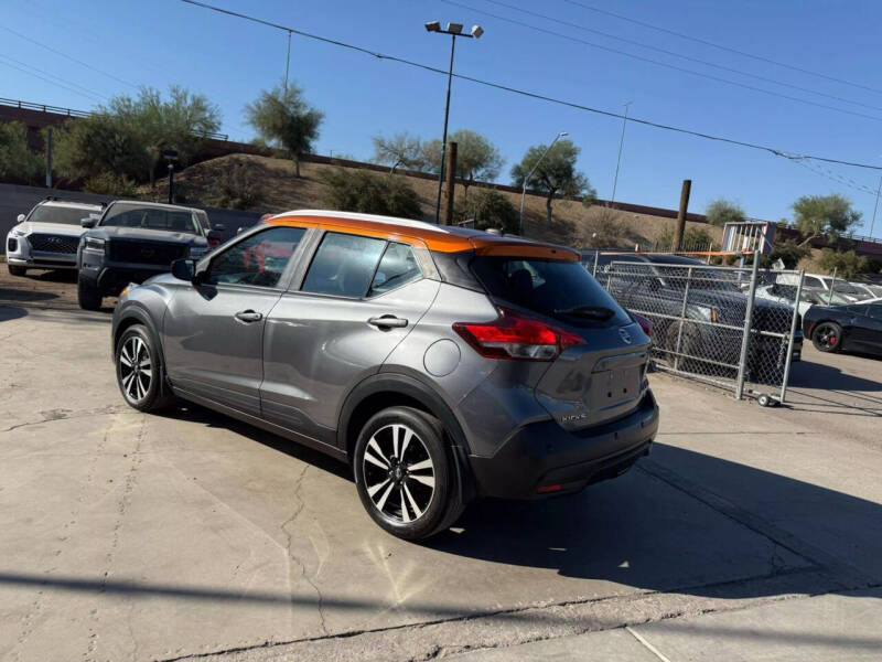 2020 Nissan Kicks SV