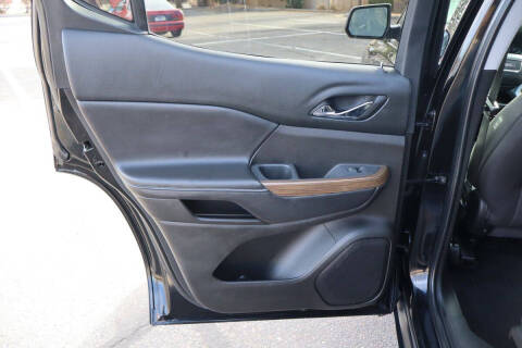 2018 GMC Acadia SLE-2