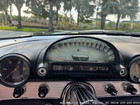 1955 Ford Thunderbird