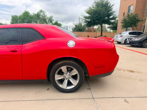 2018 Dodge Challenger SXT
