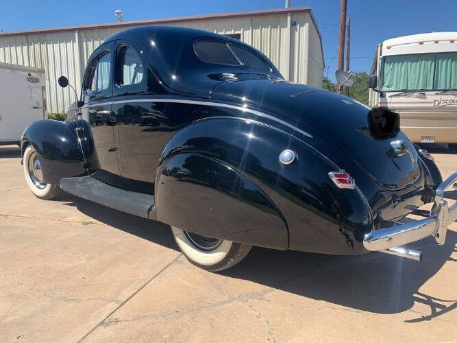 1940 Ford Deluxe
