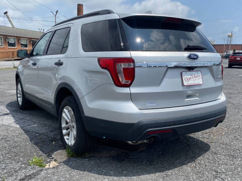 2016 Ford Explorer